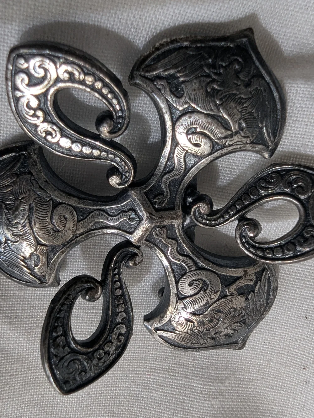 Antique-Style Ornate Silver Octopus Tentacle Cross Royal Brooch